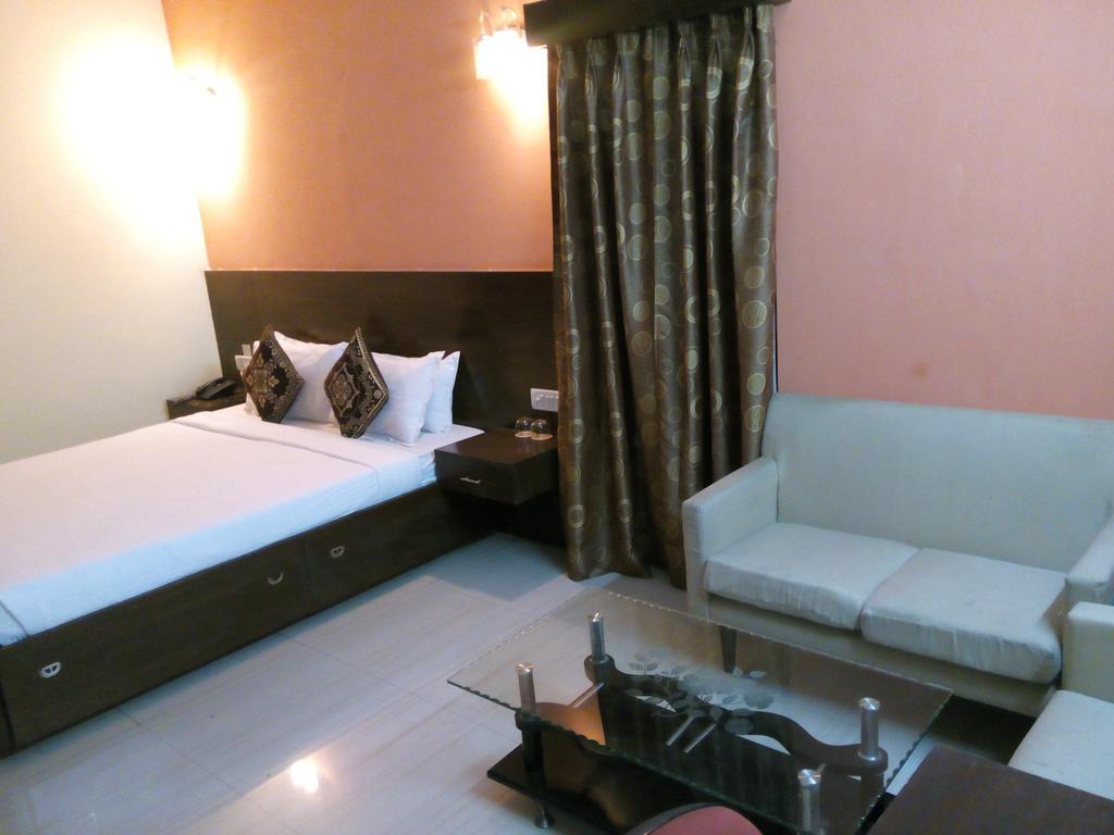 Green Villa Bed & Breakfast นิวเดลี ห้อง รูปภาพ