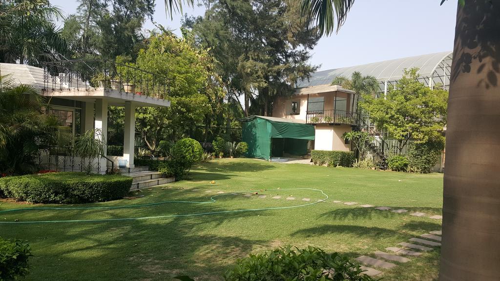 Green Villa Bed & Breakfast นิวเดลี ภายนอก รูปภาพ